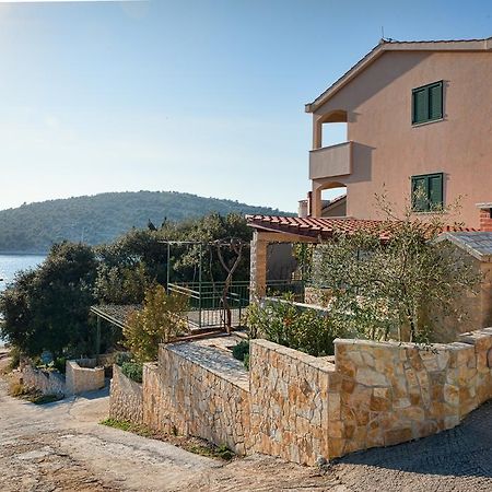 Holiday Home Mirna Vala セヴィド エクステリア 写真