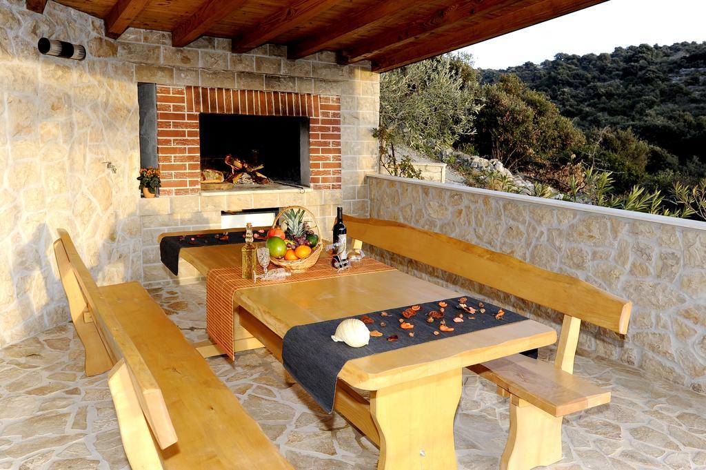 Holiday Home Mirna Vala セヴィド エクステリア 写真
