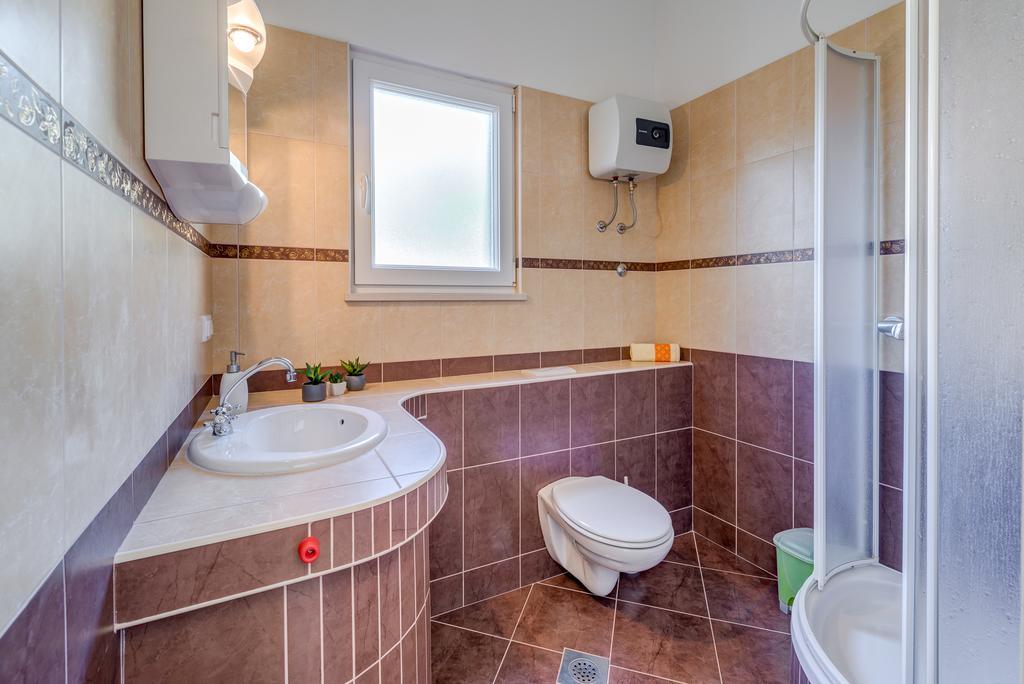 Holiday Home Mirna Vala セヴィド エクステリア 写真