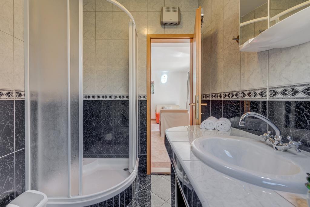 Holiday Home Mirna Vala セヴィド エクステリア 写真