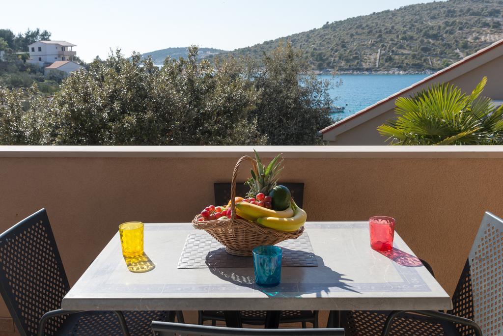 Holiday Home Mirna Vala セヴィド エクステリア 写真